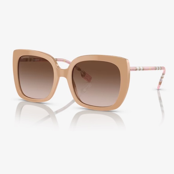 Burberry Sunglasses, New 225 - Picture 1 of 6